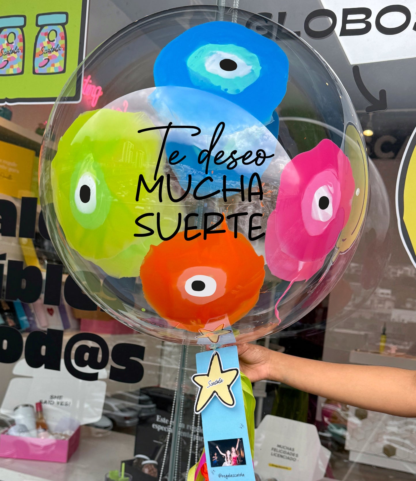 Globo burbuja de ojitos turcos